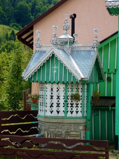 ROMANIA houses 6