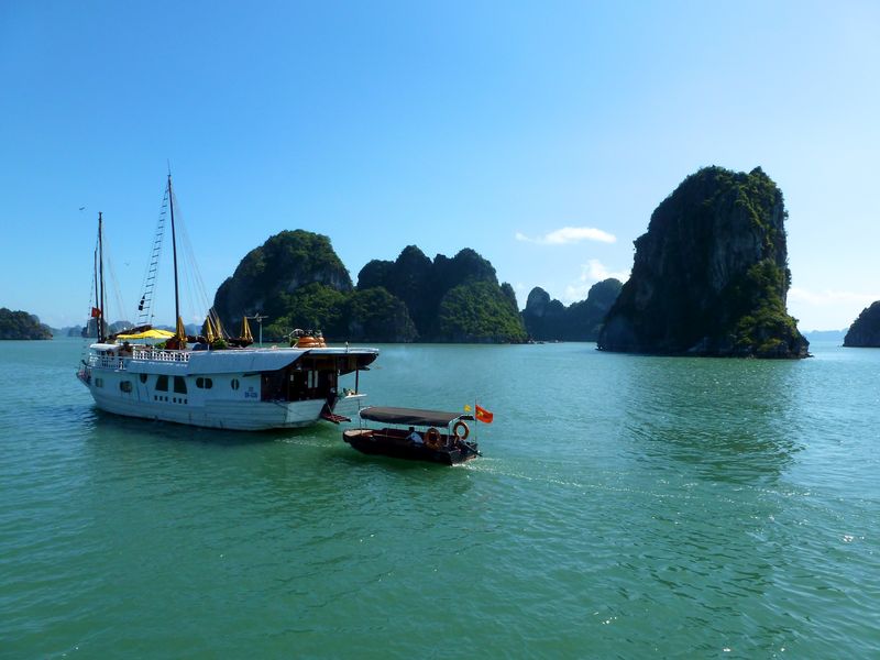 Ha long bay 16